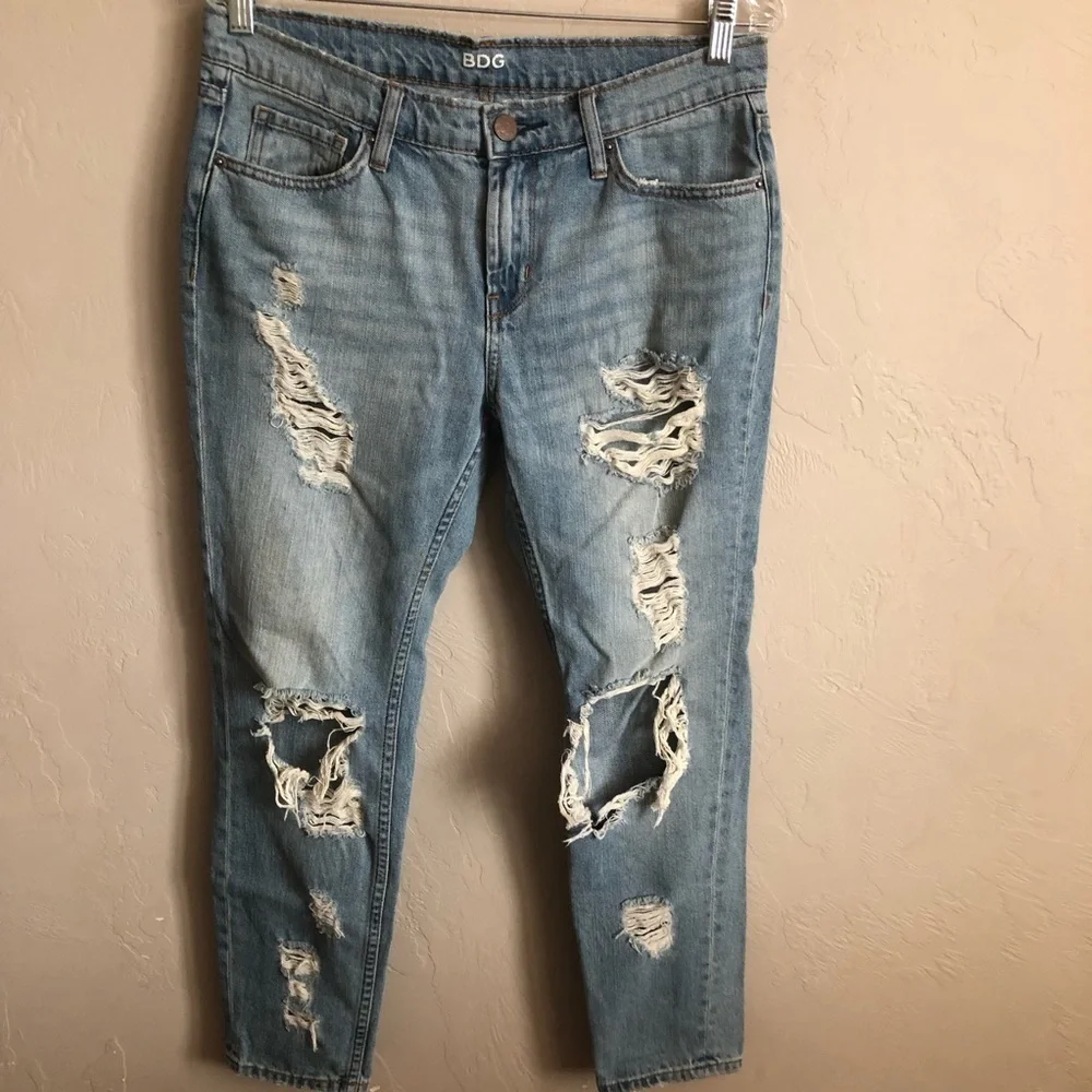 BDG Slim Boyfriend‎ Distressed Denim Jeans